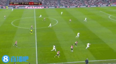 TA：孔帕尼相较图赫尔谦逊很多，不会对高层、球员评头论足