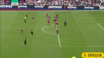 基维奥尔：我在波尔图适应得很快，很开心与贝德纳雷克共事