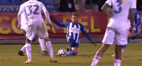 意甲媒体透露：米兰跟迈尼昂续约已达成口头协议，续约2年加一年选择权