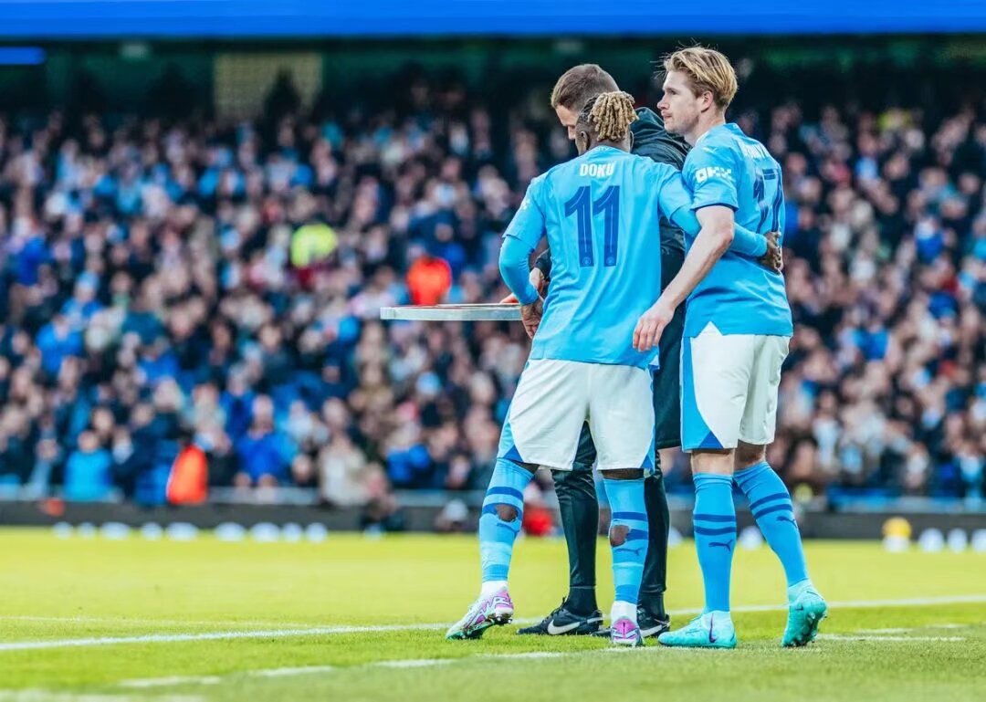 约基奇单节7中7怒砍19分，掘金单节轰下40分